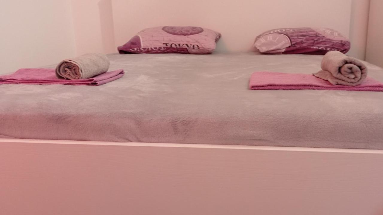 Apartment Matej Stobreč Eksteriør bilde